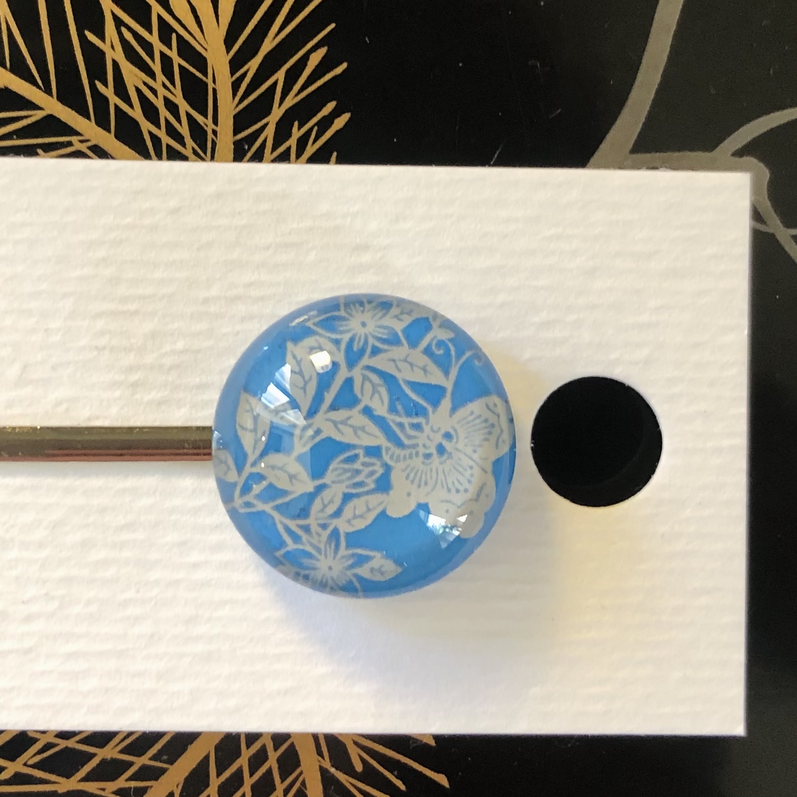 Lasihelmikoristeinen hiuspinni - Image 10