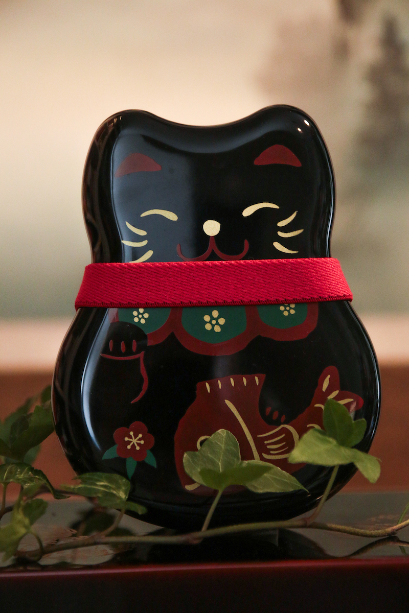 Musta manekineko eväsrasia