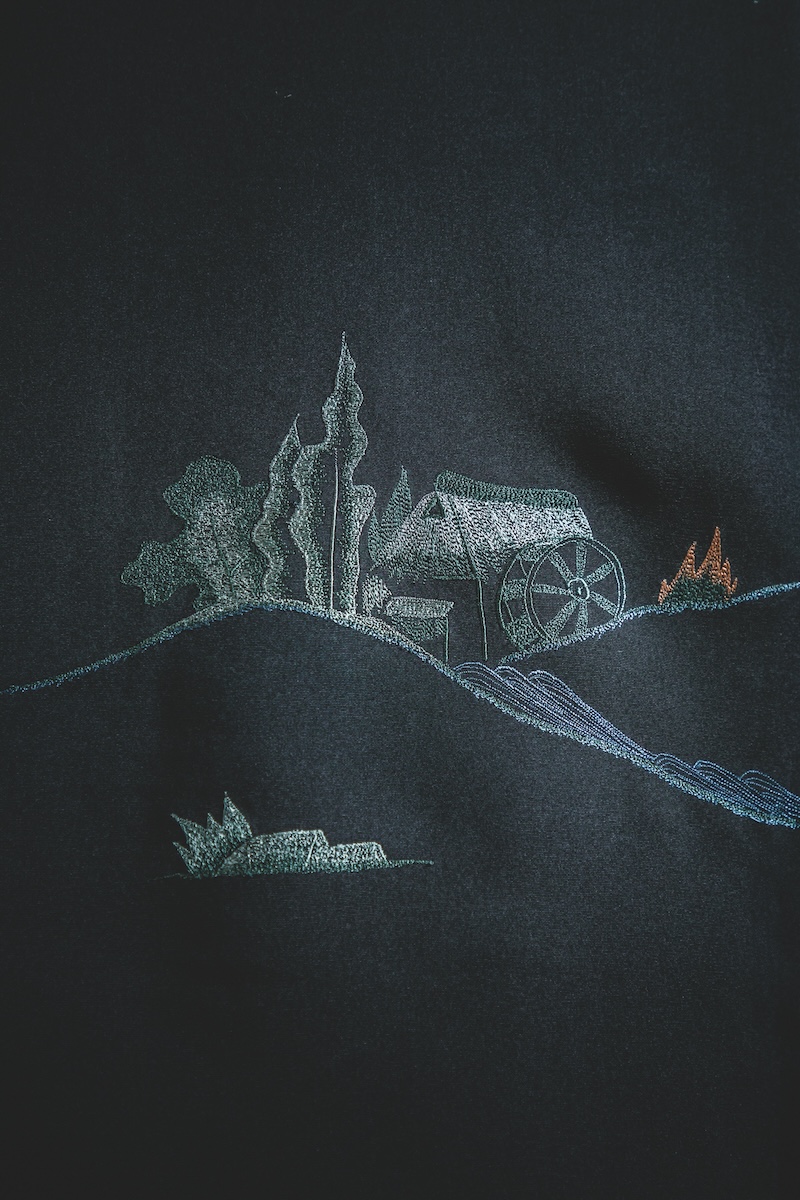 Musta haori sinisävyisellä maisemalla #163 - Image 5