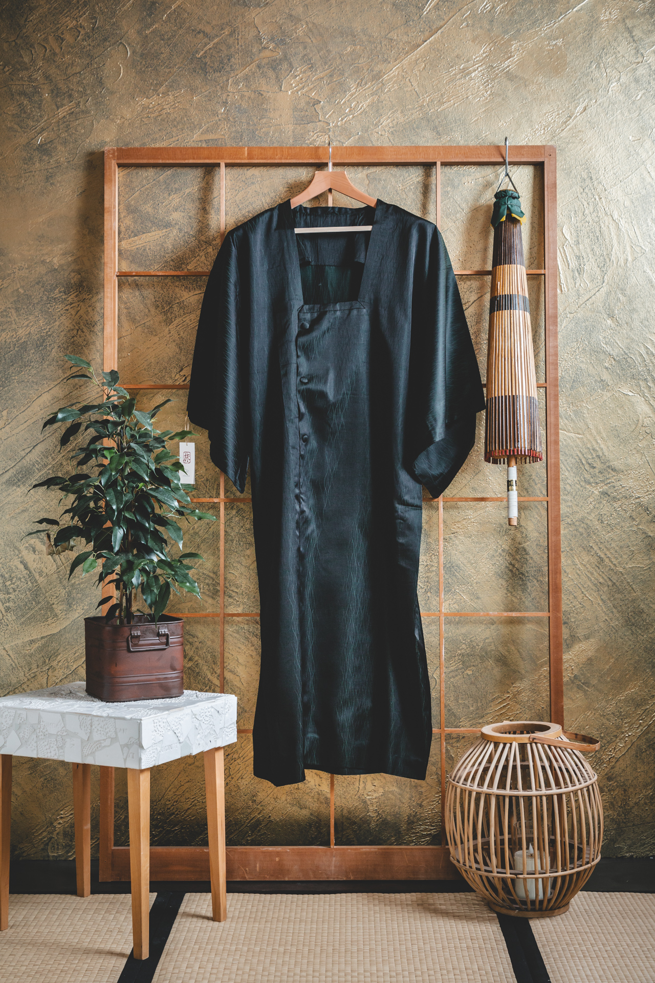 Pitkä musta vihreäkuvioinen michiyuki #184