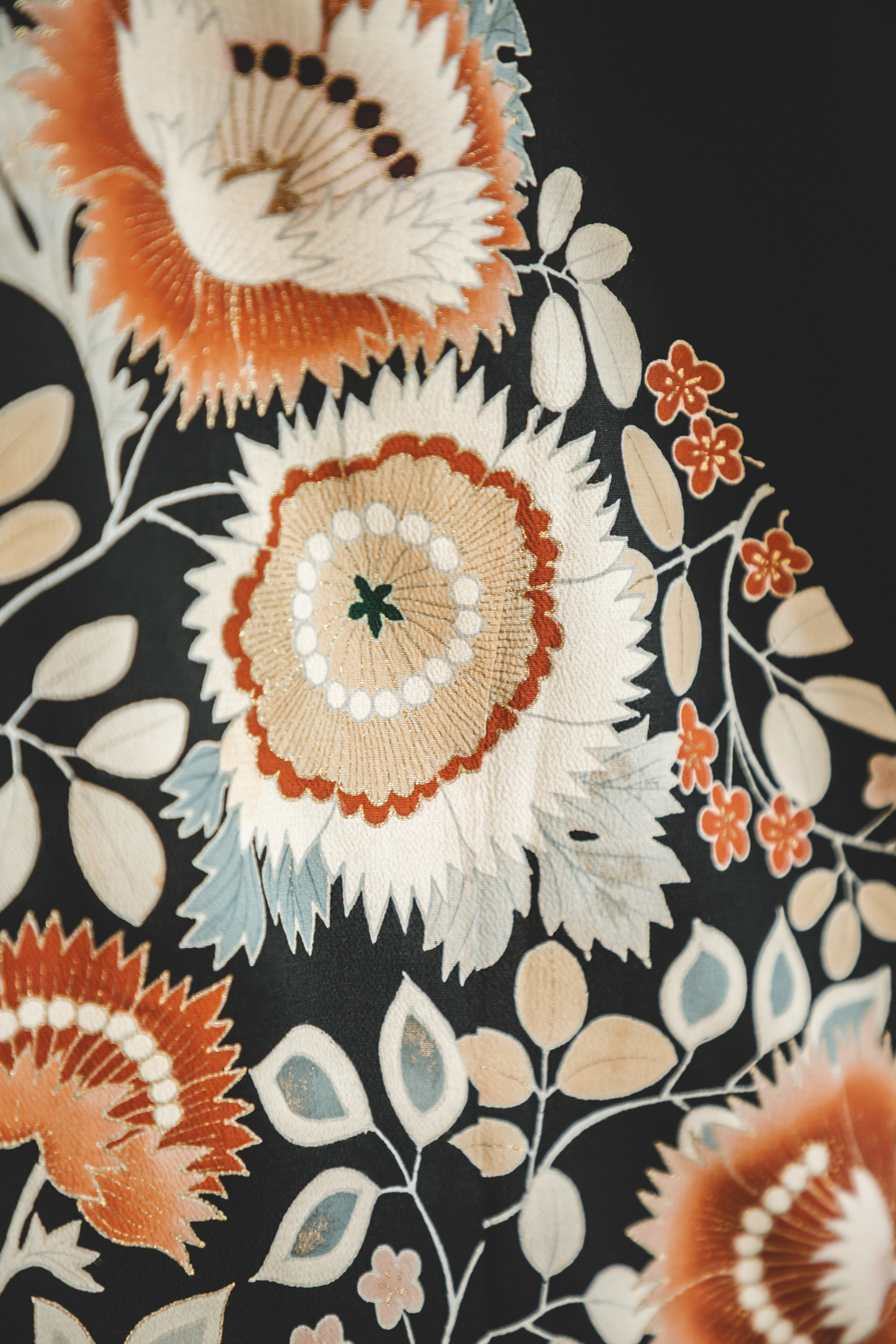 Kurotomesode kukkapyörteellä #550 - Image 6