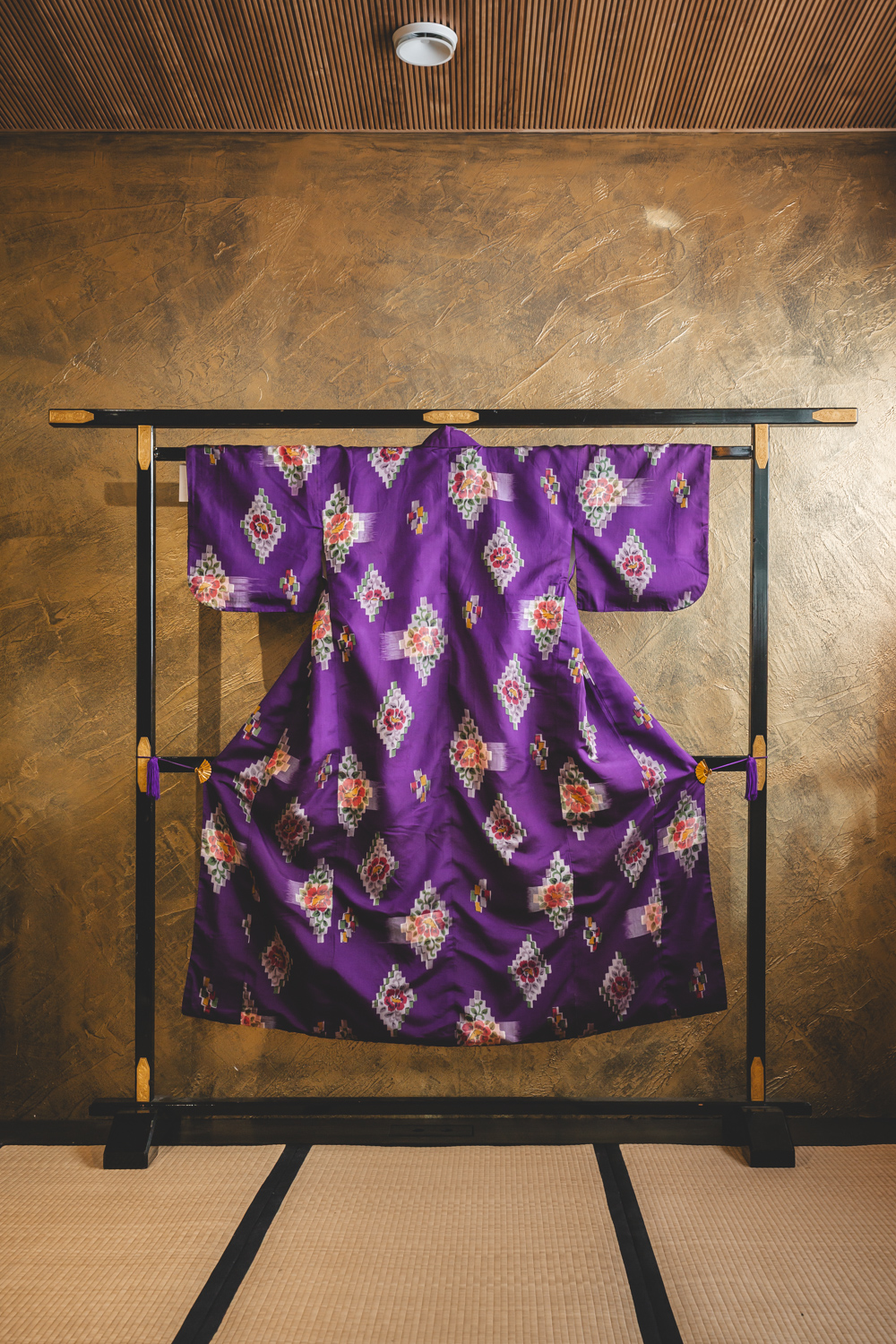 Violetti, ornamenttikuvioitu meisen-kimono #514