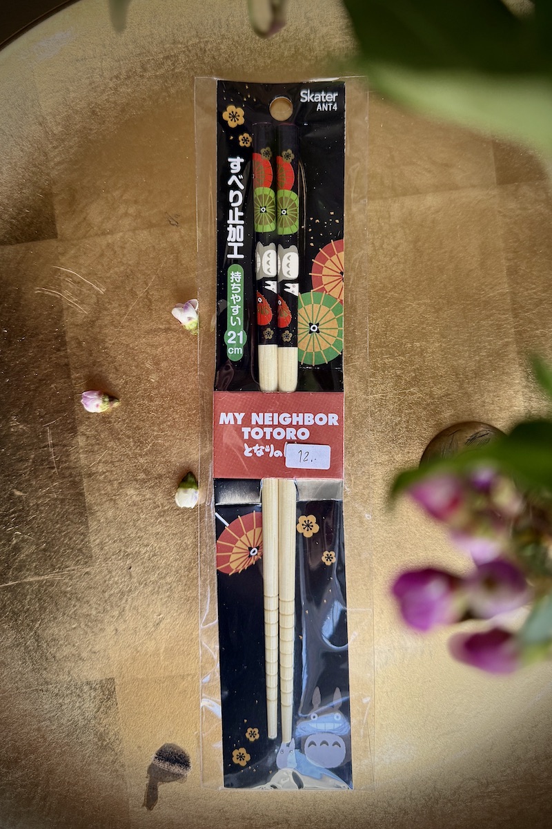 Aikuisten Totoro-syömäpuikot