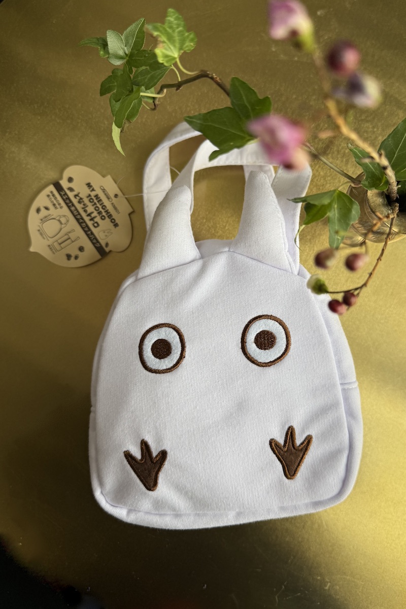 Totoro-kangaslaukku valkoinen