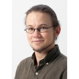 Maailmankirjallisuuden harvinaisuuksia ja hyvän mielen kahvikirjoja