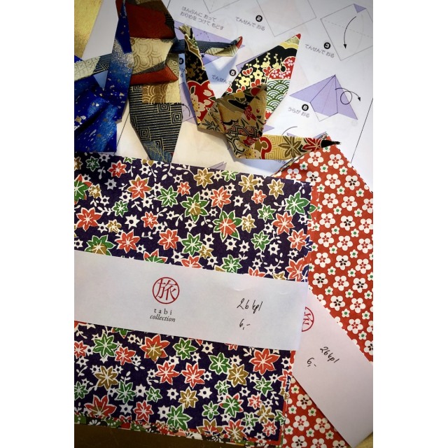 Origamipaperi 26 arkkia