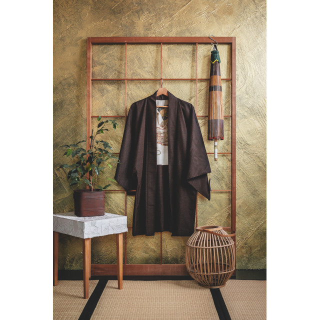 Tummanruskea miesten haori samuraikypärällä #191