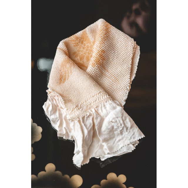 Vaalea obiage kurkikuviolla #420