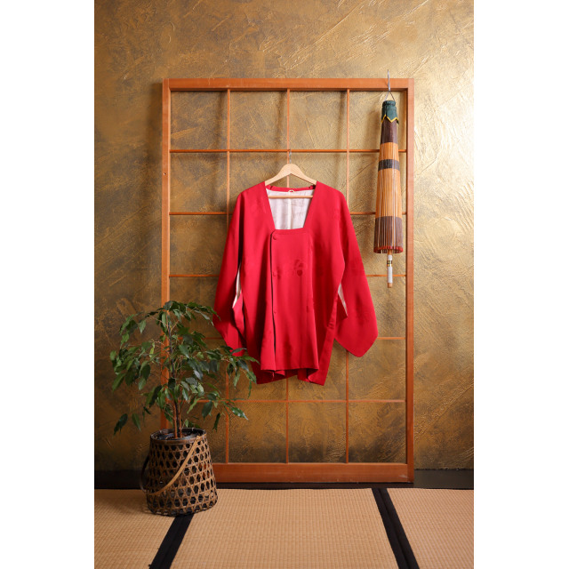 Kirsikanpunainen michiyuki kukkakuviolla #217