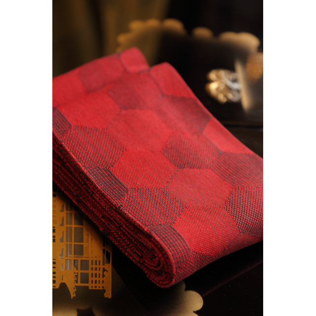 Tummanpunainen hanhaba obi #619