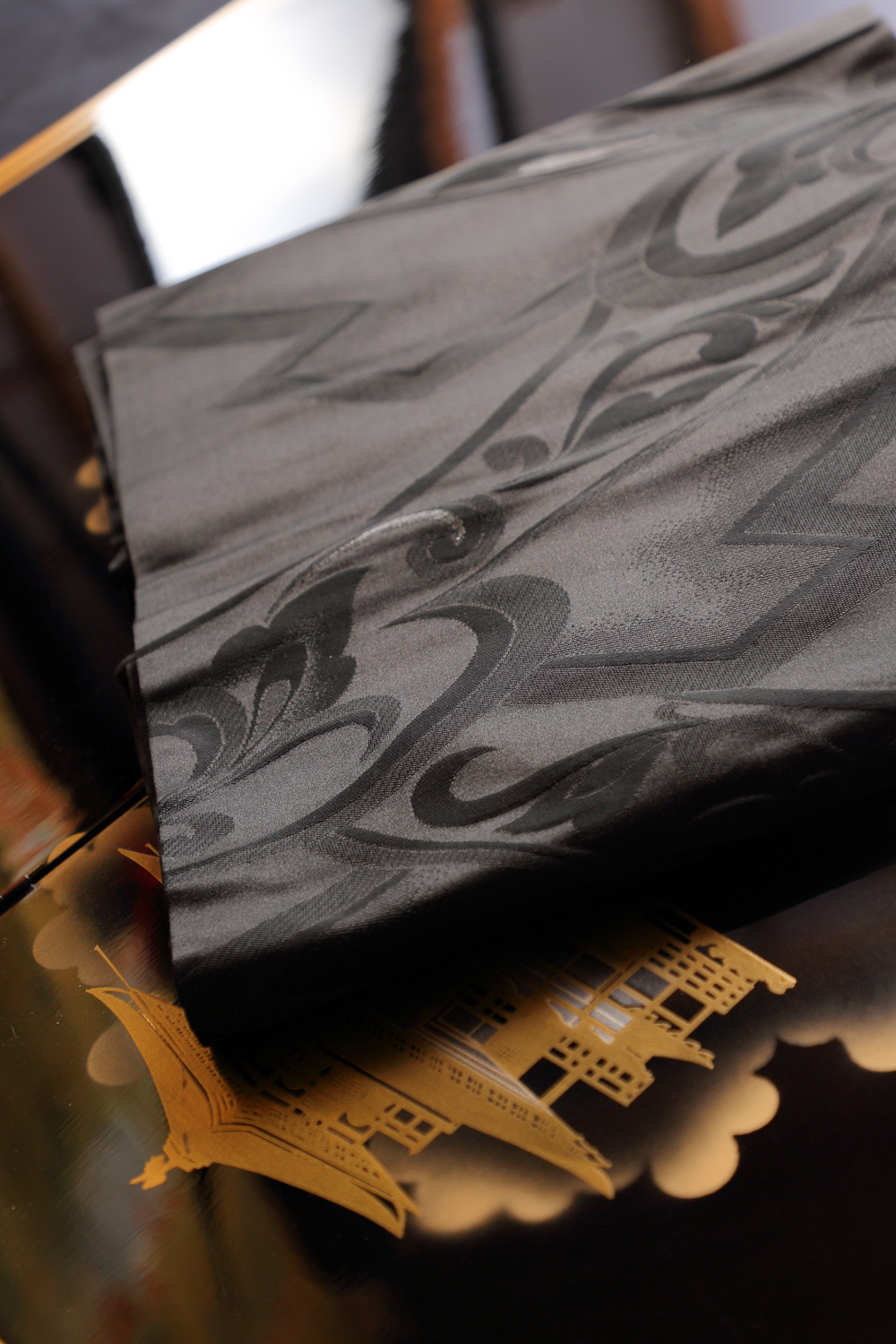 Musta nagoya obi kukkakuviolla #623