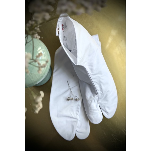 Tabi-sukat (valkoinen)