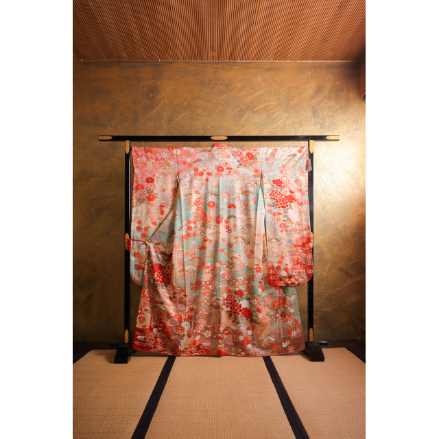 Turkoosi furisode sorsilla ja kukilla #586