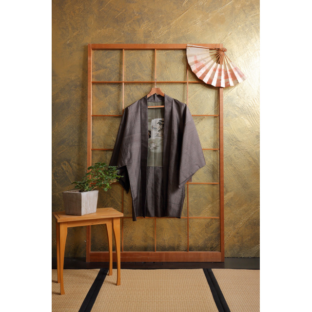 Ruskea miesten haori maisemakuvilla #236