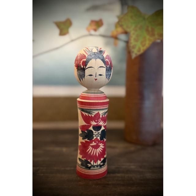 Herkkä kokeshi #831