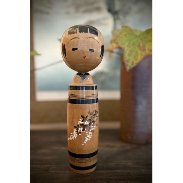 Lempeä kokeshi #832